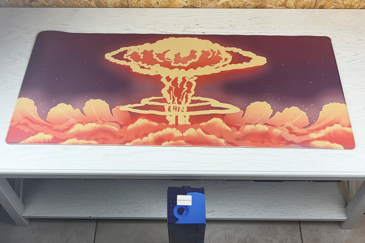 Explosion Deskmat – deskmat.eu